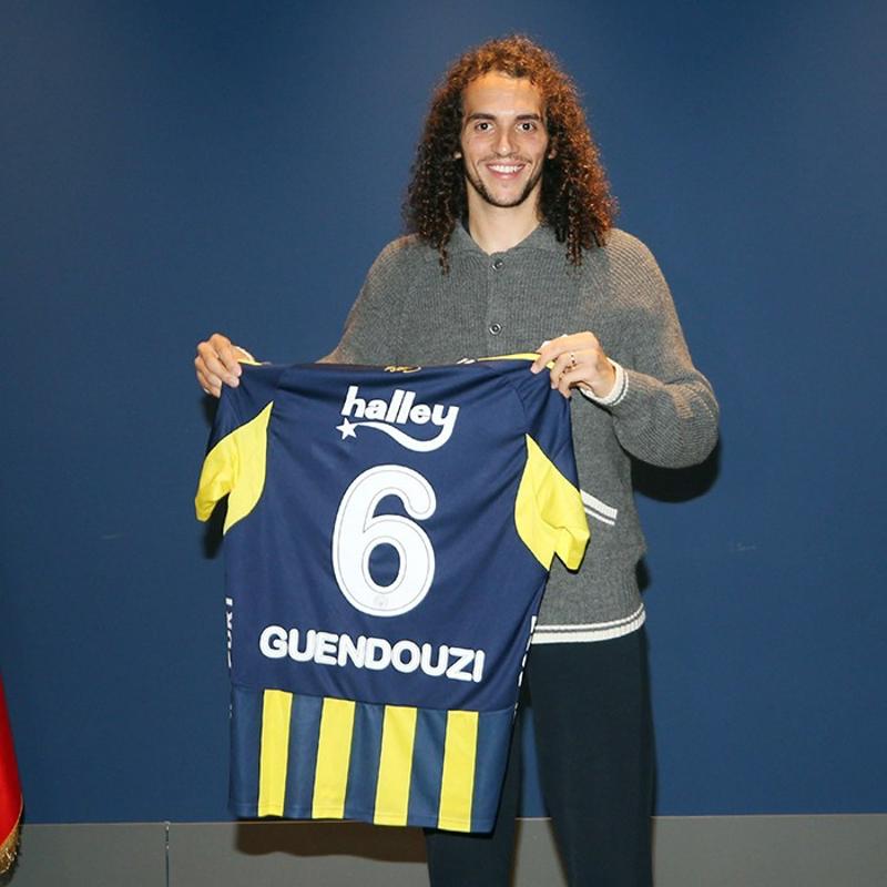 Matteo Guendouzi, Fenerbah�e tarihinin 5. Frans�z oyuncusu oldu