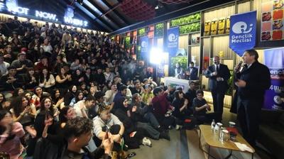 Bakan Bayraktar: Her y�l 2 milyar dolarl�k petrol topra��n alt�ndan ��k�yor