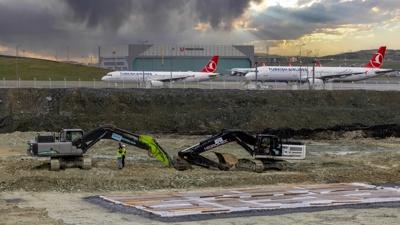 Ula�t�rma ve Altyap� Bakan� Abdulkadir Uralo�lu a��klad�: T�rkiye'den Avrupa'ya dev havac�l�k hamlesi