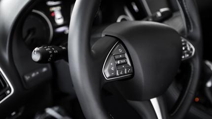 Arabalar�n direksiyonu neden yuvarlak? Me�er bu y�zdenmi�...