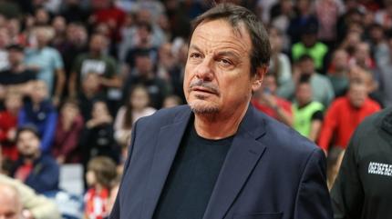 Ergin Ataman �rk�� sald�r�lara tepki g�sterdi