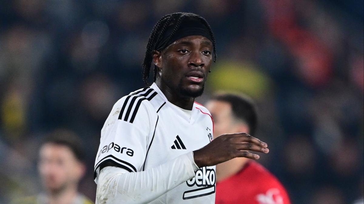 Tammy Abraham Be�ikta� Kamp foto�raflar� resimleri