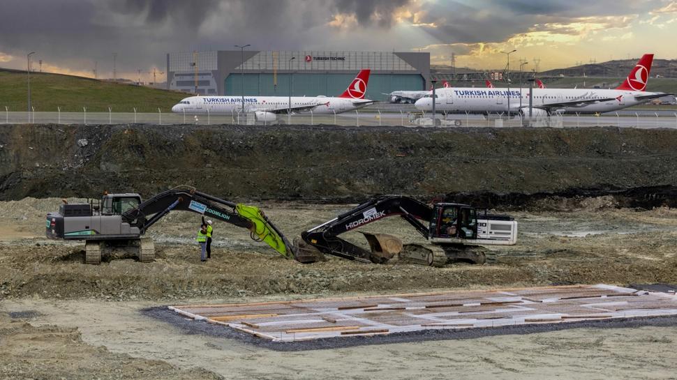 Ulaştırma ve Altyapı Bakanı Abdulkadir Uraloğlu açıkladı: Türkiye'den Avrupa'ya dev havacılık hamlesi