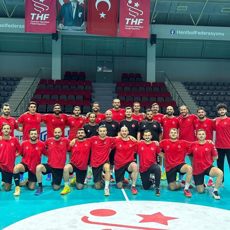 A Milli Hentbol Tak�m� sahas�nda Bulgaristan ile kar��la�acak