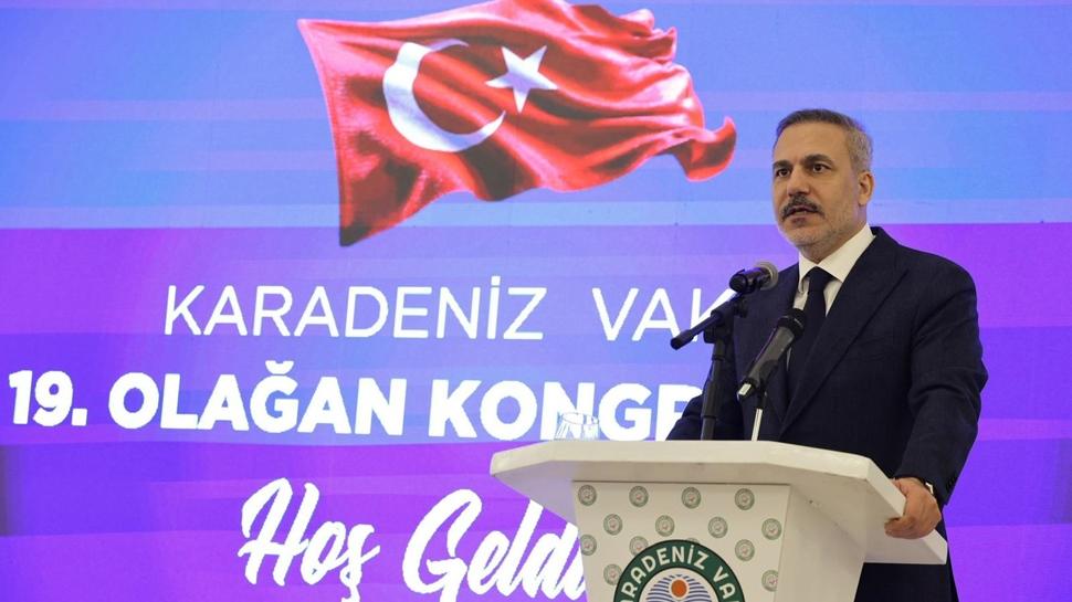 Bakan Fidan, Karadeniz Vakfının kongresine katıldı