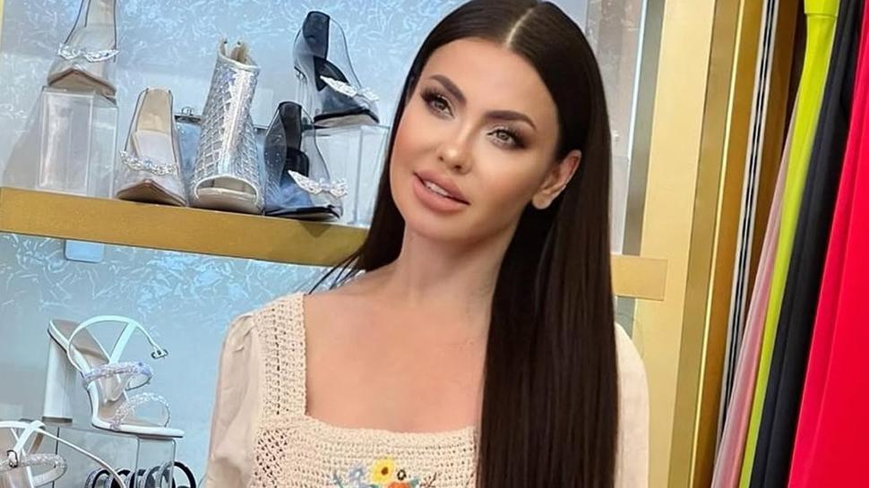 Beyninde kitle tespit edilen Lara'dan duygusal itiraf: Hastalıktan sonra namaza başladım