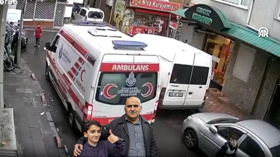 Küçük kahraman! Trafikte ambulansa yol açtı