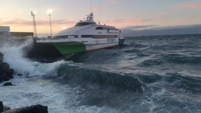 F�rt�na deniz ula��m�n� vurdu... BUDO'nun 8 seferi iptal edildi