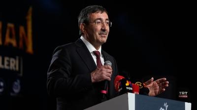 Y�lmaz, sanayi �retim endeksi verilerini de�erlendirdi: Cari a����n iyile�mesi g�� veriyor