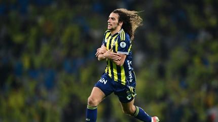 Derbide ma��n oyuncusu Matteo Guendouzi oldu