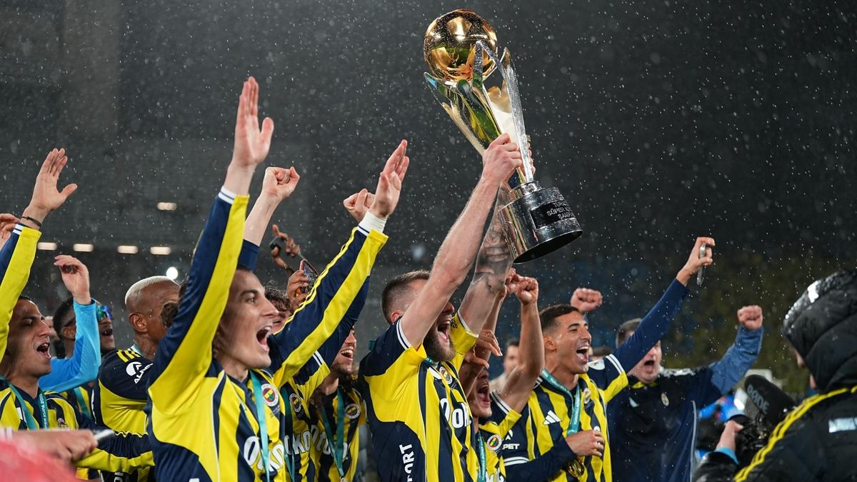 fenerbah�e arda g�ler s�per kupa foto�raflar� resimleri