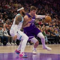 Charlotte Hornets, Utah Jazz'� farkl� yendi