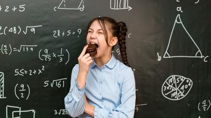 S�navdan �nce 1 �ikolata yemenin faydas� var m�? Efsaneye kar�� bilim ne diyor?