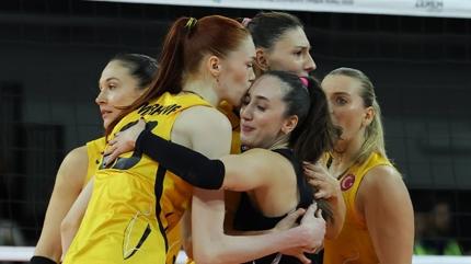 Vak�fBank deplasmanda Be�ikta�'� yendi