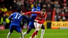 Chelsea, FA Cup'ta 5 golle turlad�