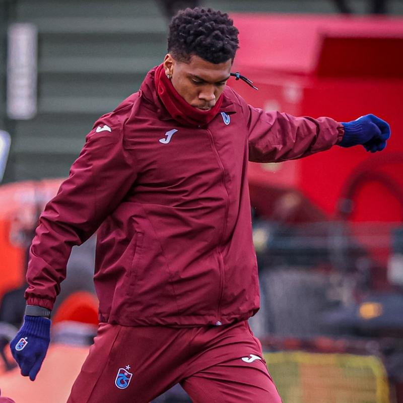 Trabzonspor'da �stanbulspor mesaisi s�rd�