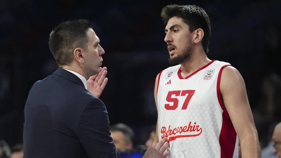 Bahçeşehir Koleji evinde BAXI Manresa'yı konuk edecek