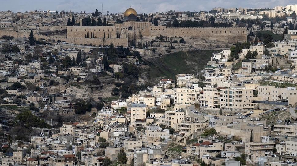 Katil ile aralarına petrol girdi... Kudüs kararından vazgeçtiler