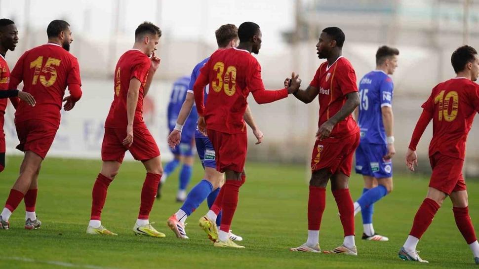 Kayserispor hazırlık maçında Brno'yu 3-2 yendi