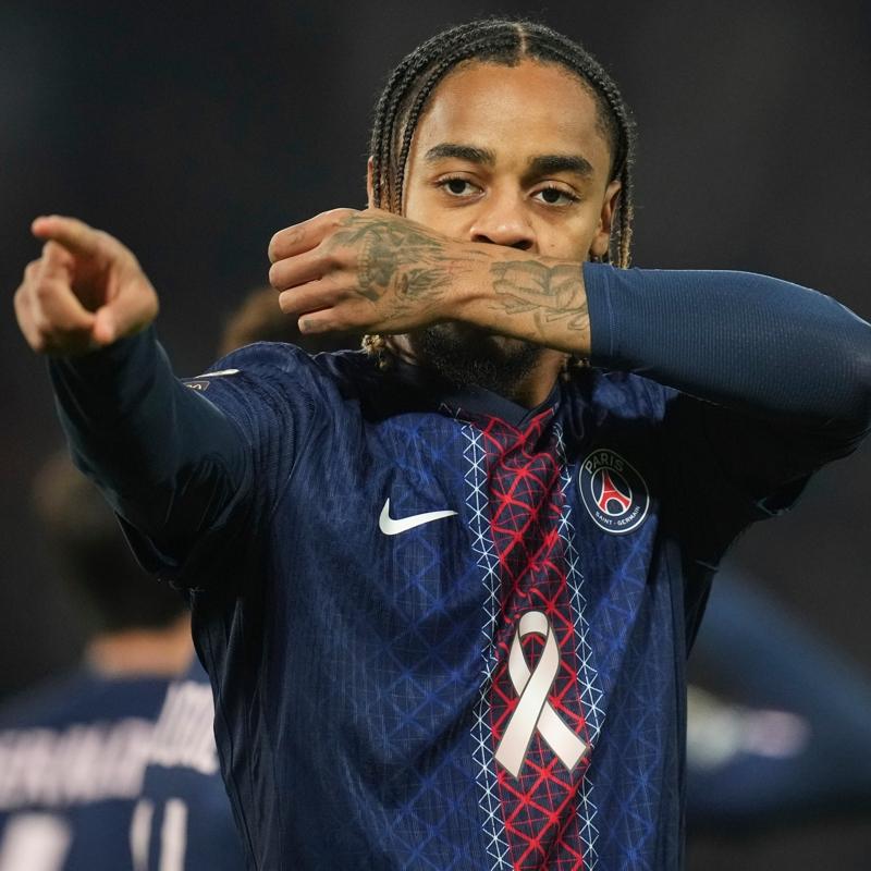 Liverpool, Bradley Barcola'n�n pe�inde