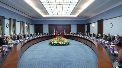 AK Parti MYK topland�