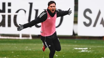 Be�ikta�'ta Ankara Ke�i�reng�c� kar��la�mas�n�n mesaisi ba�lad�