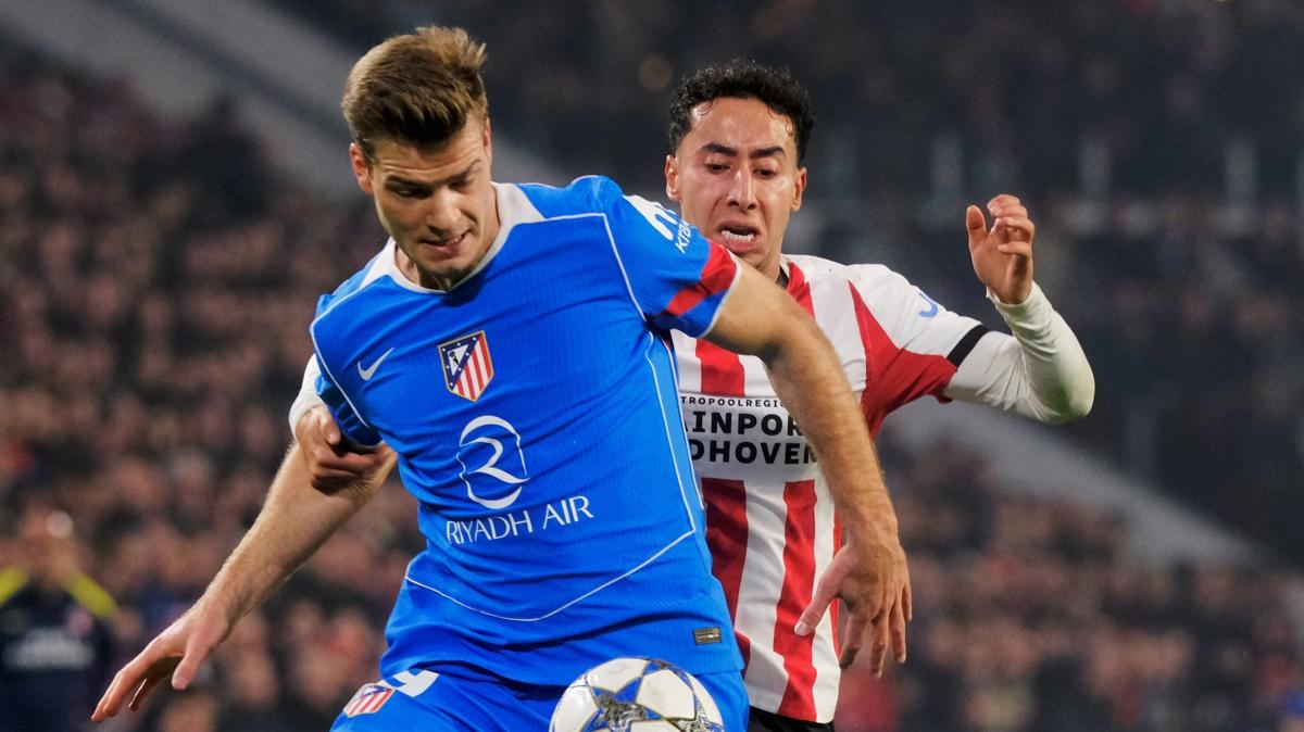 alexander s�rloth ademola lookman fenerbah�e foto�raflar� resimleri