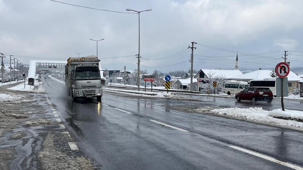 Bolu Dağı ağır tonajlı araçların geçişine açıldı