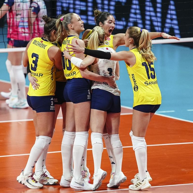 Fenerbah�e Medicana karar setinde galip geldi