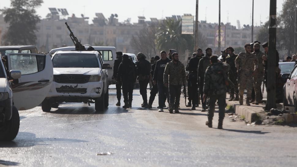 Fırat'ın batısı askeri alan ilan edildi... Suriye'den silahlı gruplara son uyarı