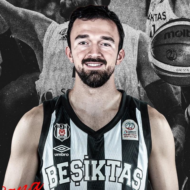 Serta� �anl�, Be�ikta�'ta