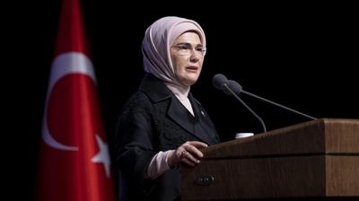 Emine Erdo�an, 'T�p ve K�lt�r-Sanat Sempozyumu'nda konu�tu: Teknoloji insanl���n gelece�i i�in vazge�ilmez