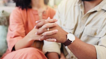 Beyaz yalanlar ili�kiyi y�k�yor mu?