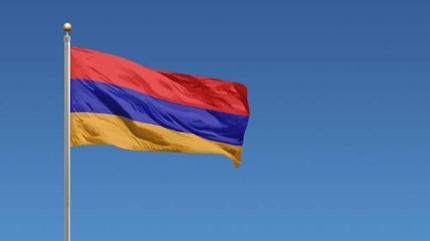 Ermenistan'dan Bak� mesaj�: Azerbaycan'la yar��mayaca��z