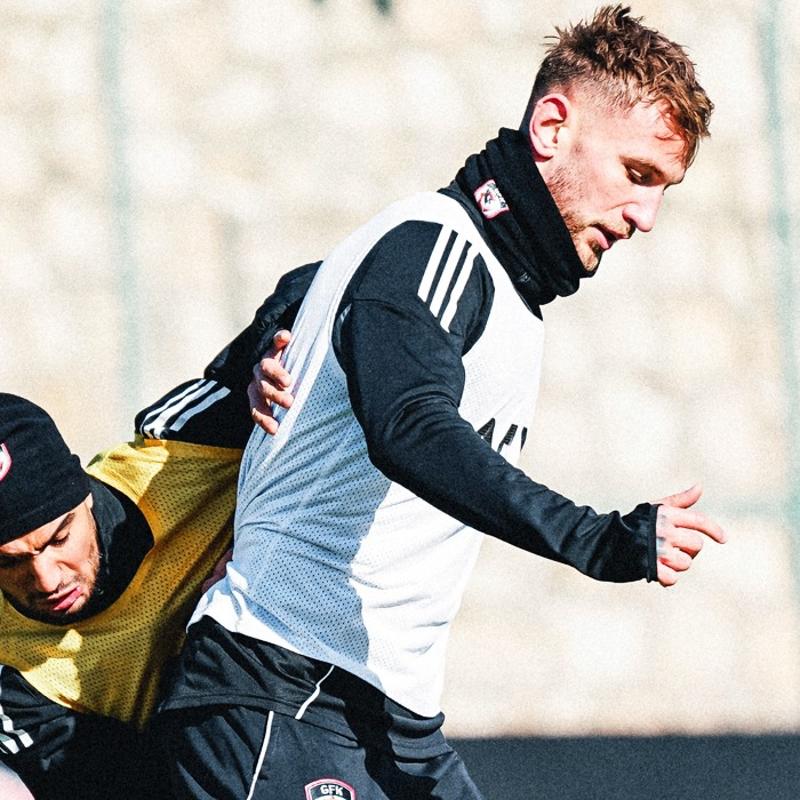 Gaziantep FK, Galatasaray mesaisine ba�lad�