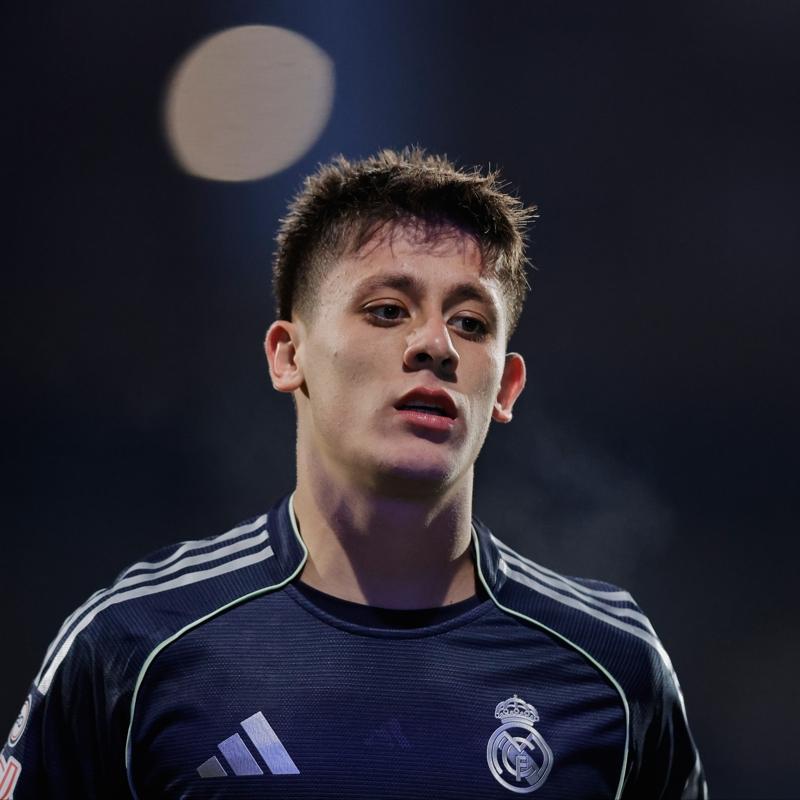 Ma�a saatler kala duyurdular! Arda G�ler'e b�y�k s�rpriz