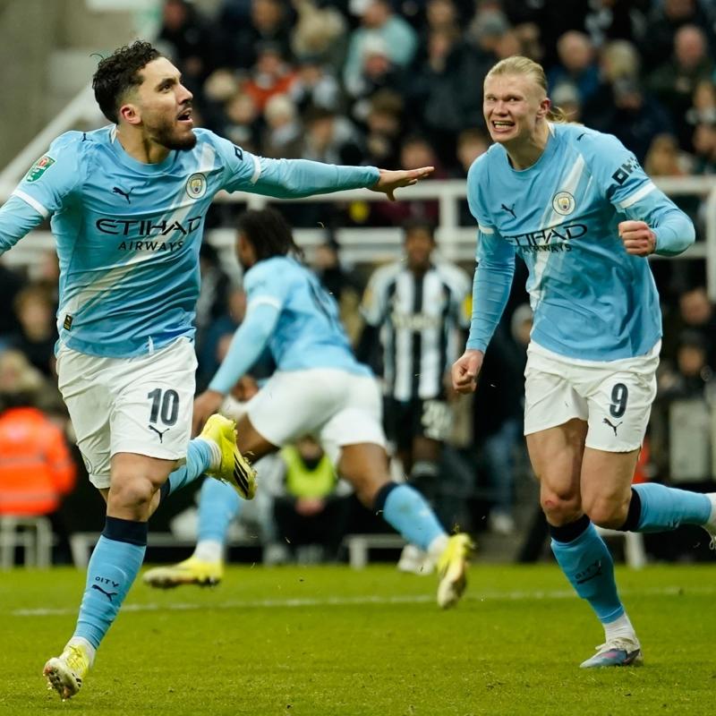 Manchester City kupada 2 golle galip