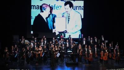 Aliya �zzetbegovi� i�in bestelenen 