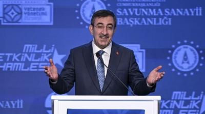 Cumhurba�kan� Yard�mc�s� Y�lmaz'dan insan kayna�� mesaj�: �hracat kapasitemizi g�venceye alm�� oluruz