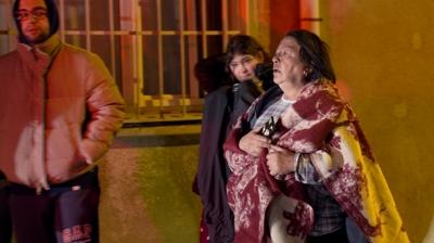 Kad�k�y'de korkutan yang�n! Facian�n e�i�inden d�n�ld�