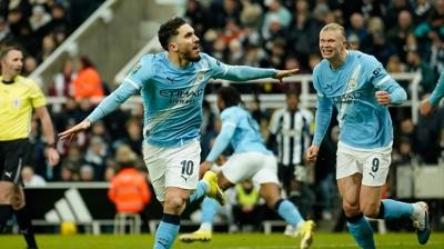 Manchester City kupada 2 golle galip