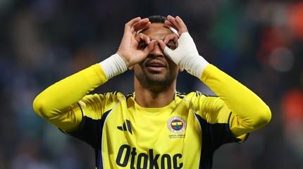 Fenerbah�e'nin kap�s�n� �ald�lar! Youssef En-Nesyri i�in resmi teklif