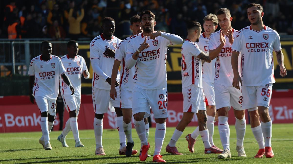 Samsunspor Ziraat Kupas� Alia�a FK foto�raflar� resimleri
