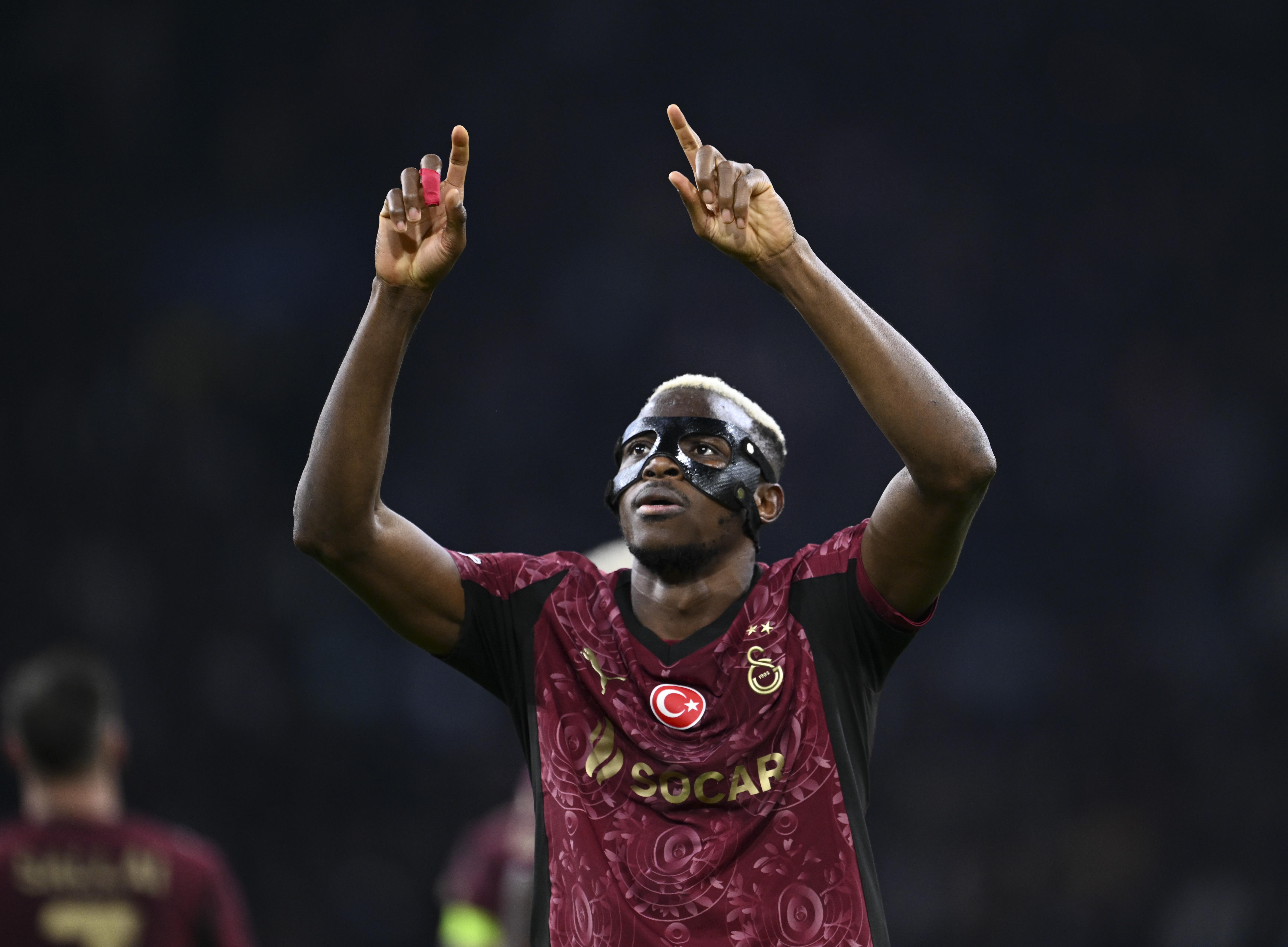 Asamoah Gyan: Manchester United, Osimhen'i transfer etsin