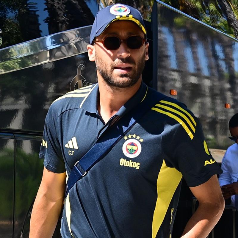 Cenk Tosun veda etti! S�zle�mesi feshedildi