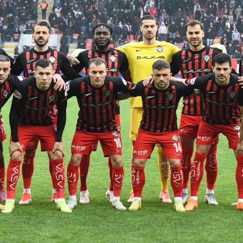 �orum FK'n�n konu�u Adana Demirspor