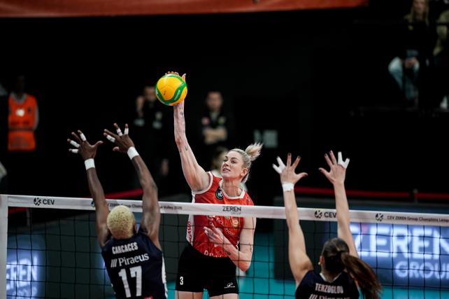 Eczac�ba�� Dynavit'ten Olympiakos kar��s�nda net galibiyet