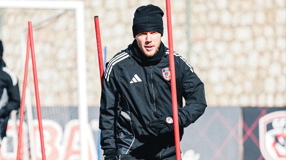 Gaziantep FK'da Galatasaray mesaisi devam ediyor