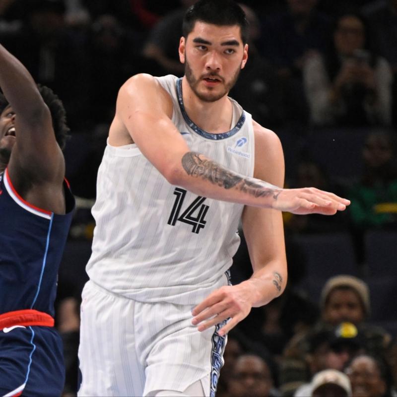 Grizzlies'e Zach Edey'den k�t� haber