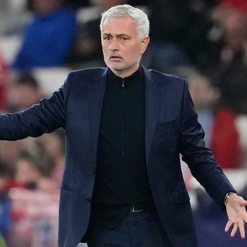 Jose Mourinho alay konusu oldu! Daha ocak ay�nda havlu att�